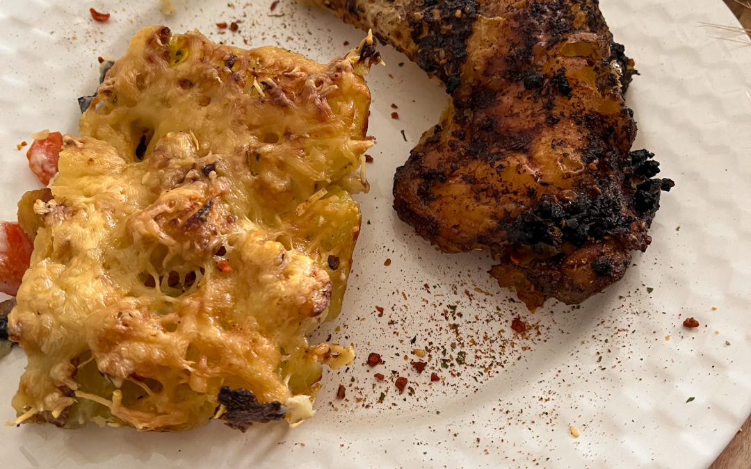 Poulet mariné et gratin DE pommes de terre carottes et panais