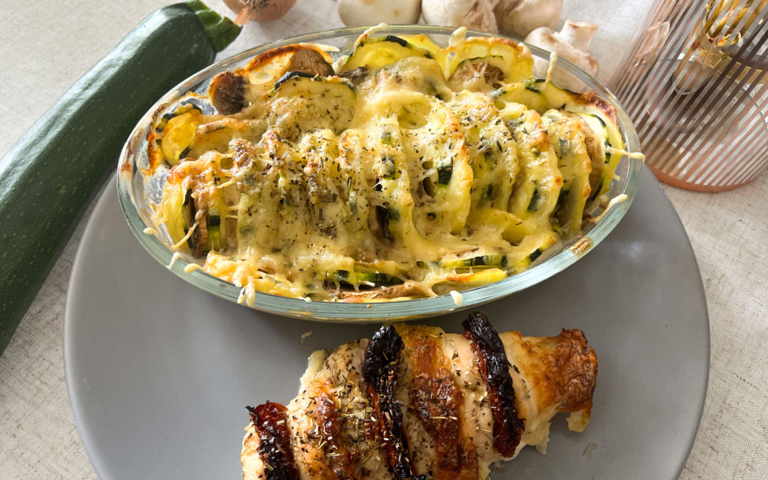 Poulet farcie tomates séchées mozzarella et gratin de courgettes champignons et pommes de terre